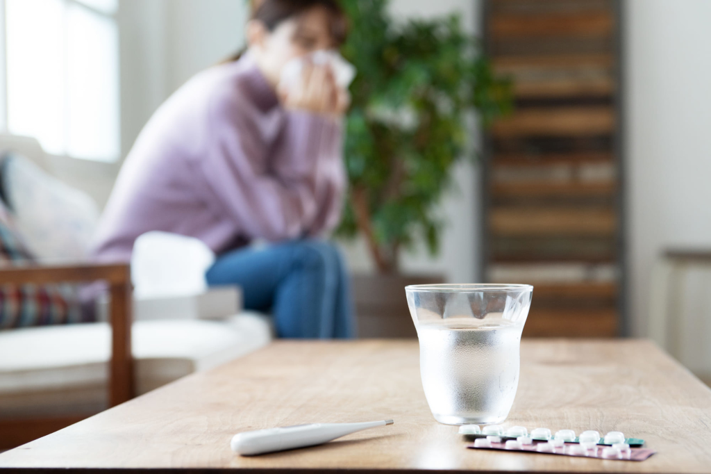 医師監修｜風邪をひきはじめで治したい！どんな薬や食事で対策する？