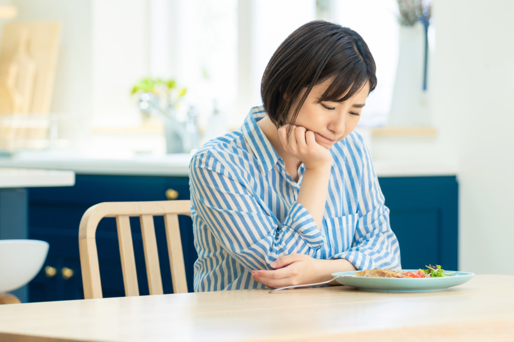 太るのが怖いけど…食べたい！「食べるのが怖い」食欲のストレスから解放されるには？