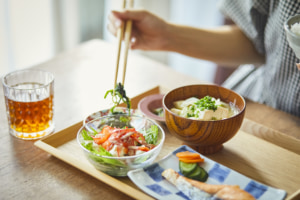 血糖値を上げない食べ方のコツ！血糖値スパイクを防ぐおすすめメニューも