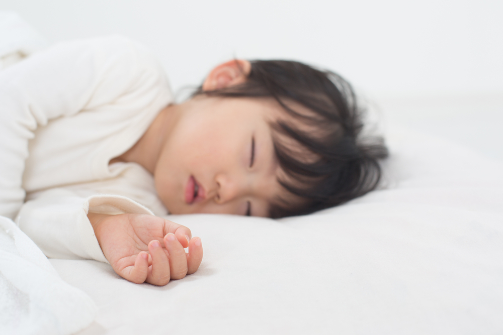 子どものいびき、うちの子大丈夫？原因と対策。病気の心配｜医師監修