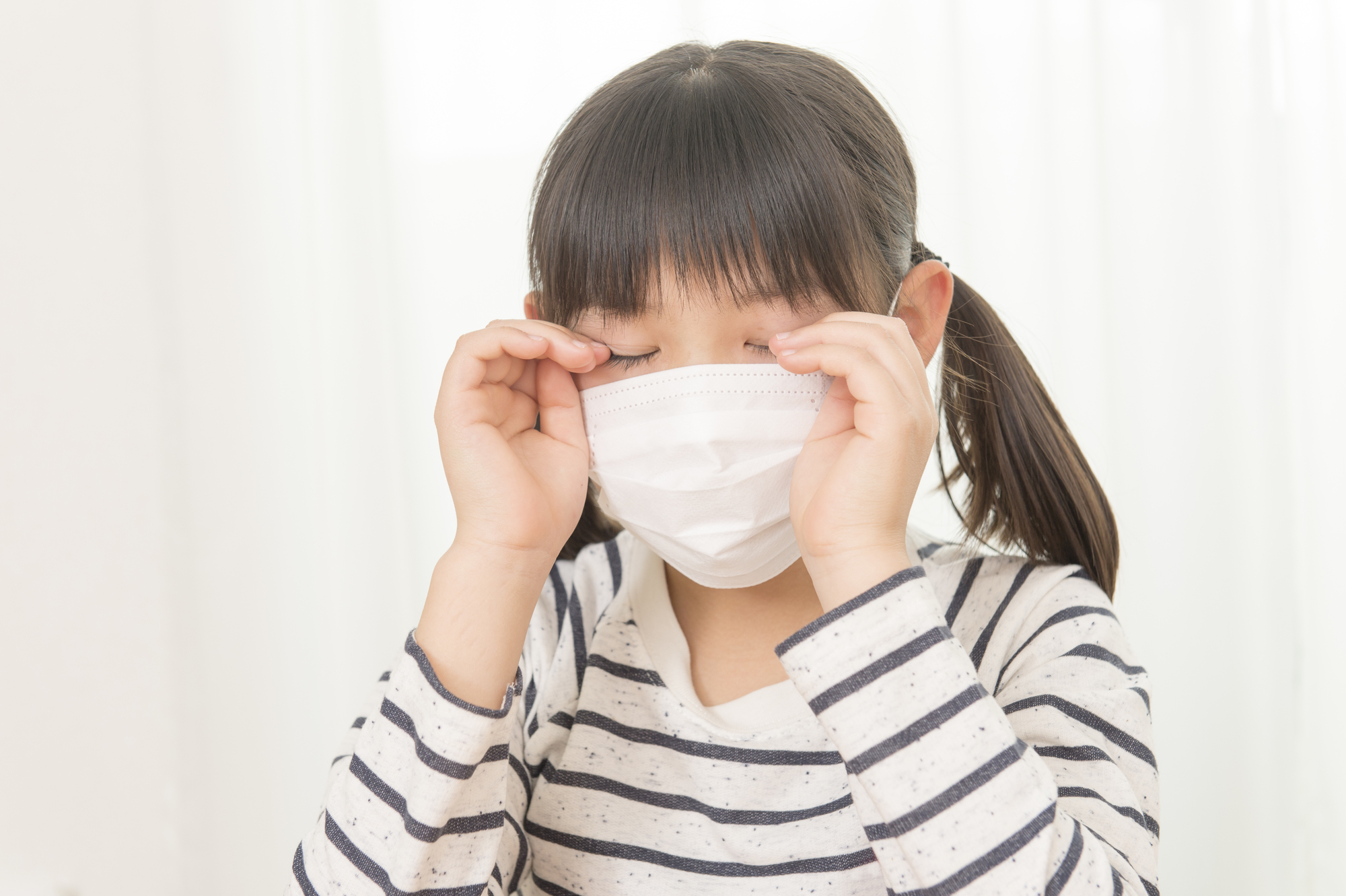 目やに 白い 糸